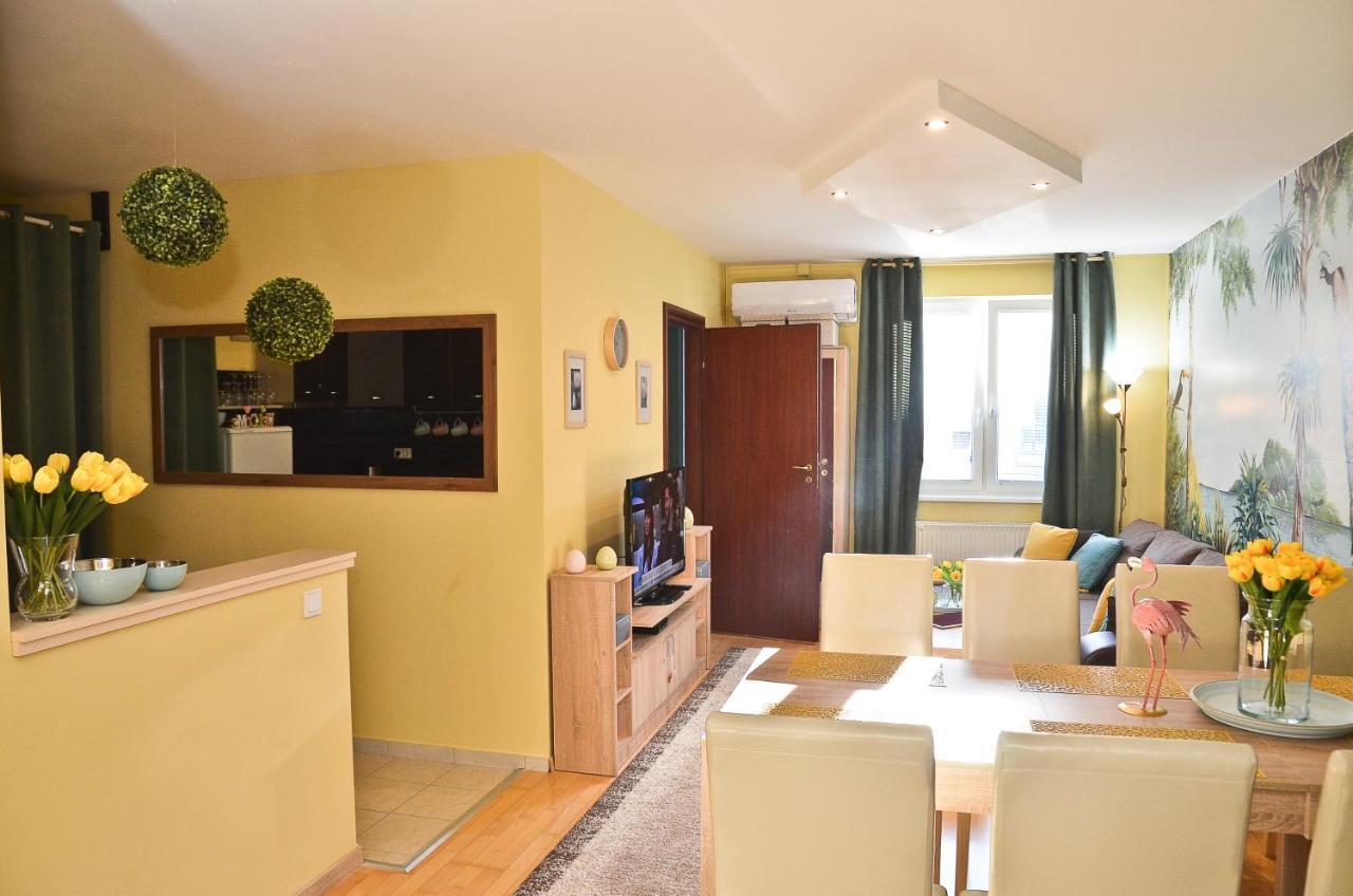 Happy Apartman Hajdúszoboszló 外观 照片